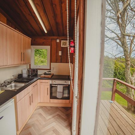 Timber Hill Self Catering Cedar Lodges Брод-Хейвен Экстерьер фото